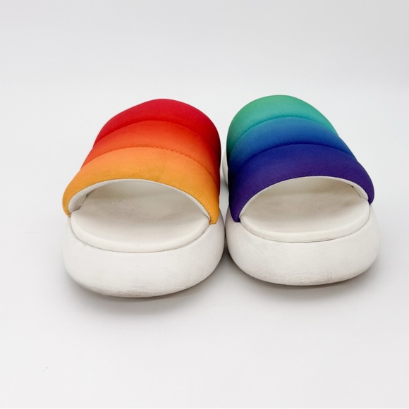 TOMS Rainbow Pride Padded Slide Sandals – Size 7 Women’s - Picture 3 of 5